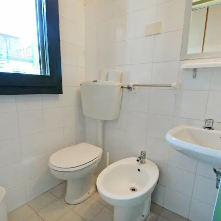 Locazione Turistica Borsetti.13 Holiday home